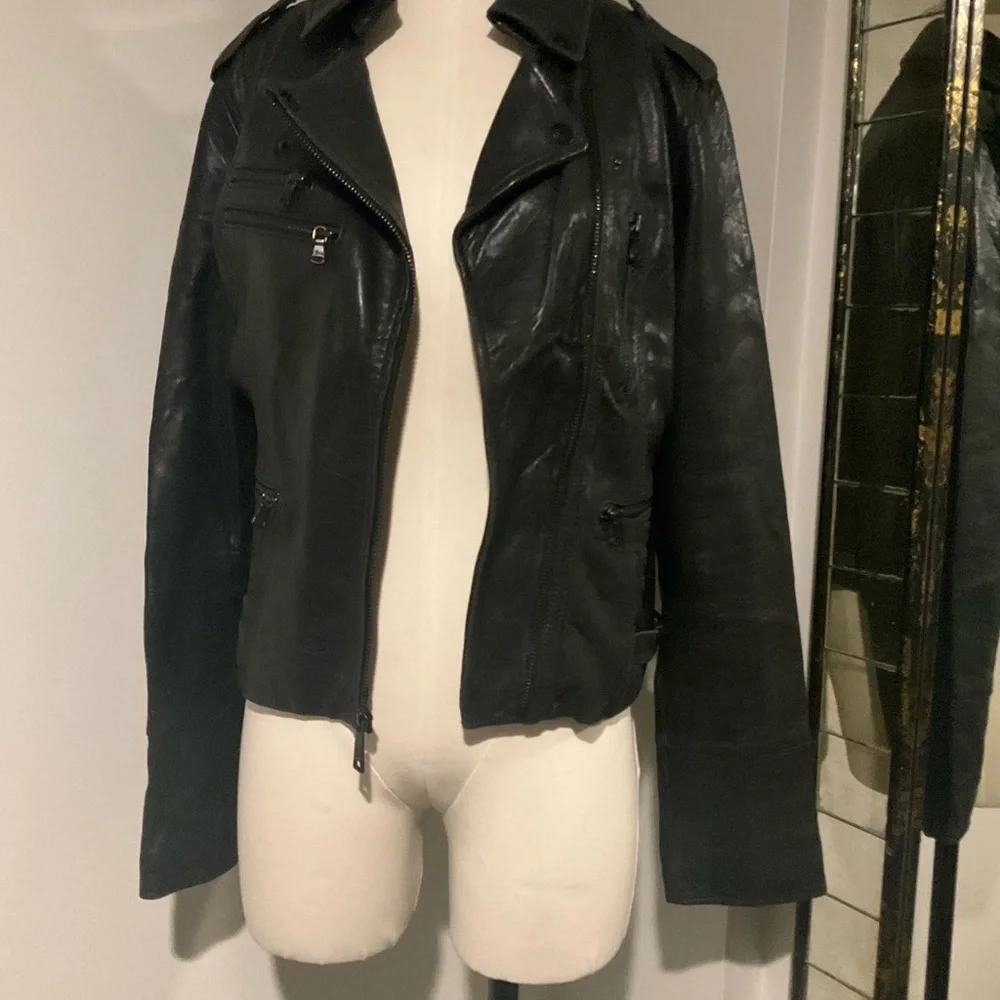 Levi's Women's Black Leather Jacket - Picture 2 of 8